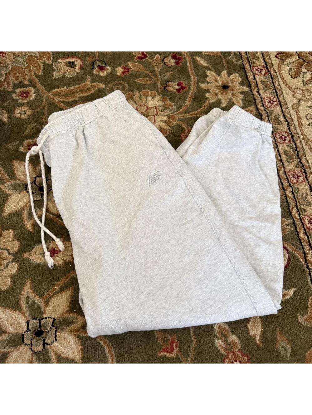 Men's large new balance sweat pants